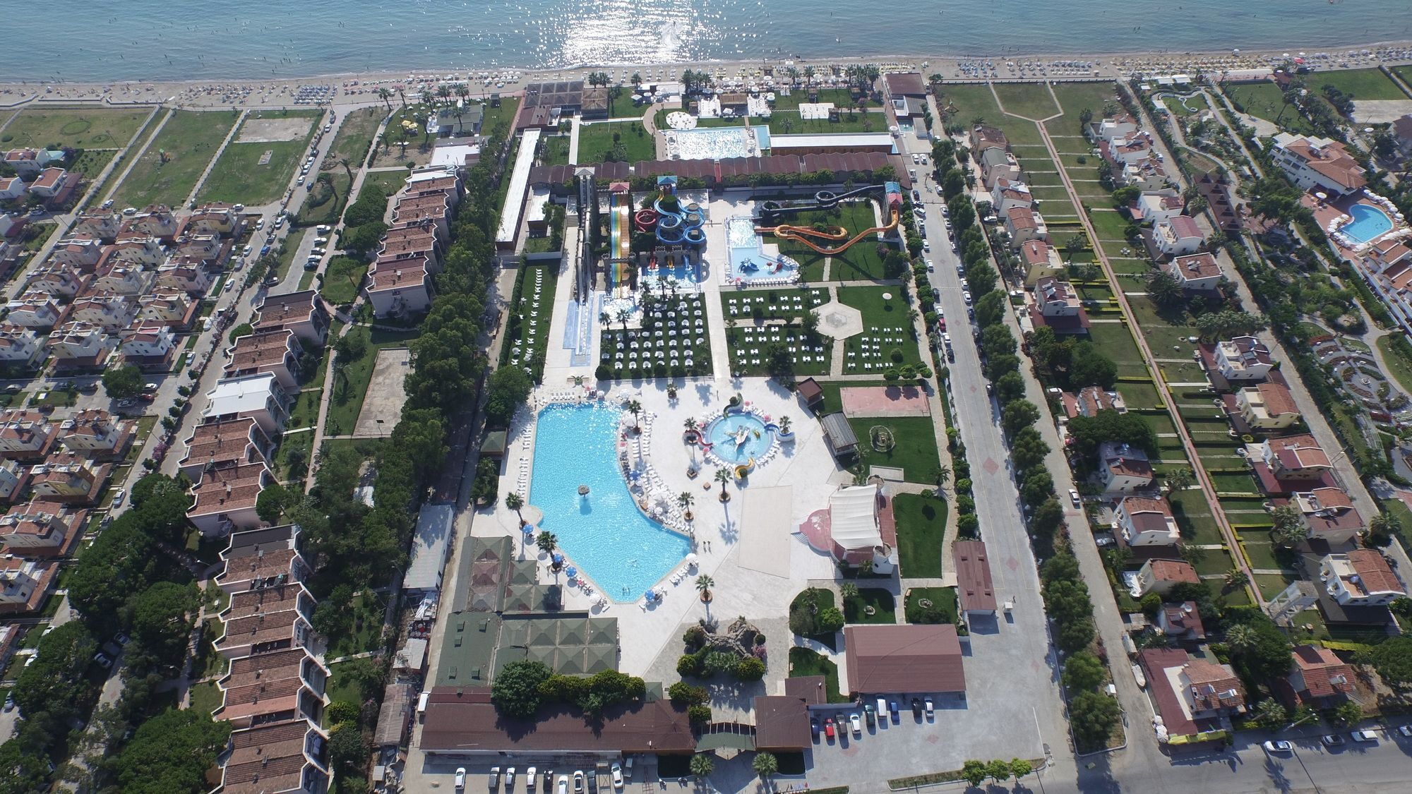 Risus Beach Resort Hotel 库萨达斯 外观 照片